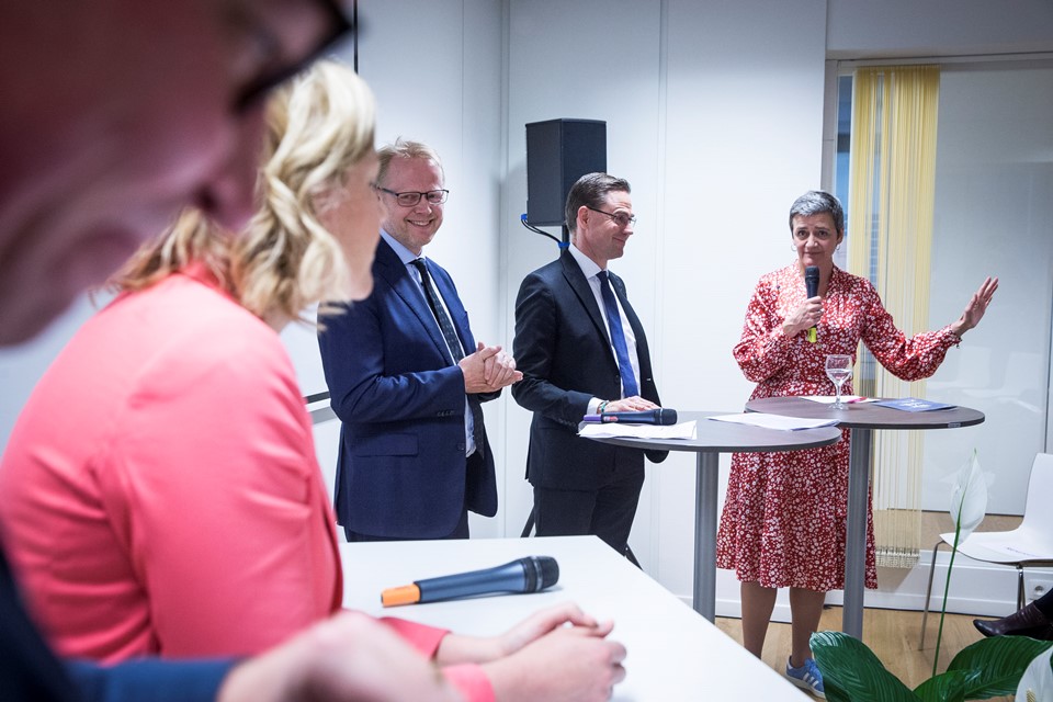 Fr%20h%C3%B6ger:%20Margrethe%20Vestager,%20Jyrki%20Katainen,%20Anders%20Stouge,%20Henna%20Virkkunen%20%20%20